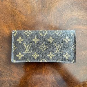 LOUIS VUITTON MONOGRAM CHECKBOOK COVER